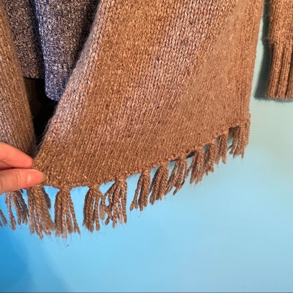 G.H. Bass‎ & Co. cardigan  sweater - Picture 3 of 7